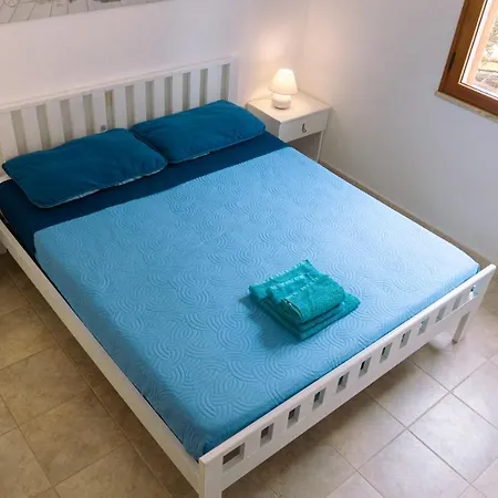 Comfy X5 - W/ Terrace