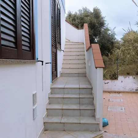 Comfy X5 - W/ Terrace Apartmán Calasetta