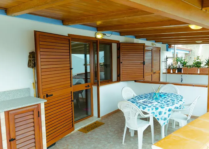 Comfy X5 - W/ Terrace