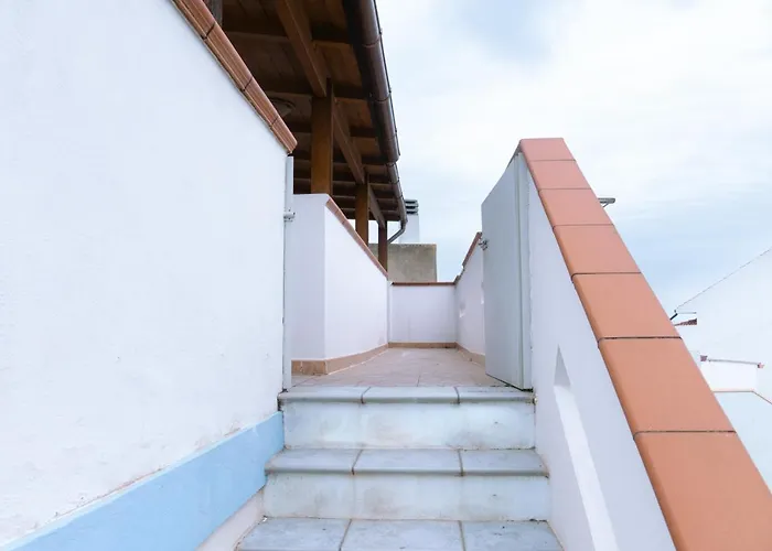 Comfy X5 - W/ Terrace